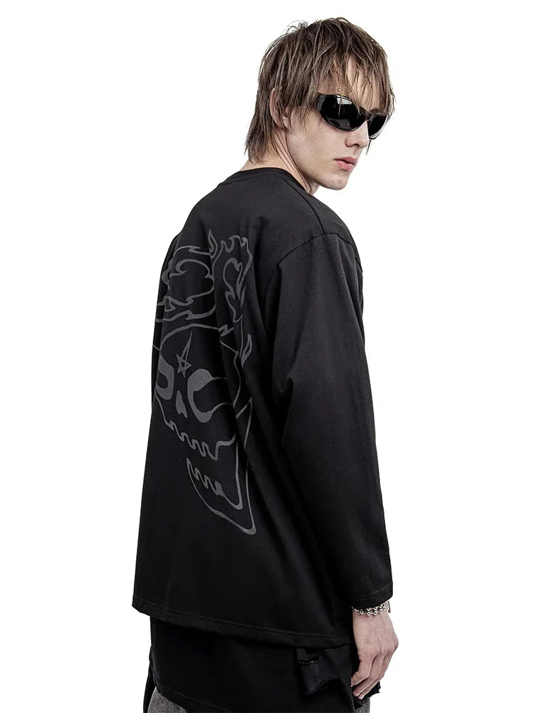 Skull Crutch Graphic Long Sleeve Top — dettaglio della stampa