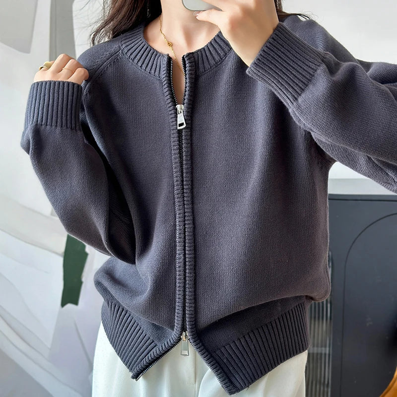Solid Crew Neck Double Zip Cardigan — dettaglio