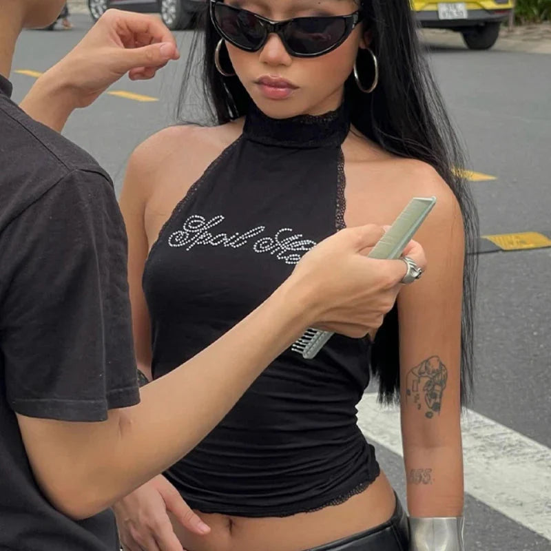 'Spoil Me' Stoned Black Halter Top — vista posteriore