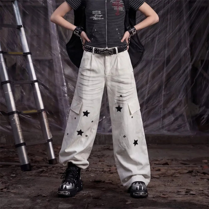 Star Graphic Print Distressed Cargo Denim Jeans — in alternativa