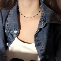 Star Pentagram Chain Necklaces — vista posteriore