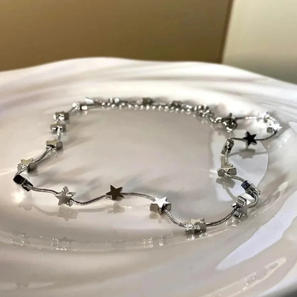 Star Pentagram Chain Necklaces — vista frontale