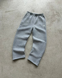 Straight Leg Baggy Embroidered Sweatpant Joggers Trousers — vista posteriore