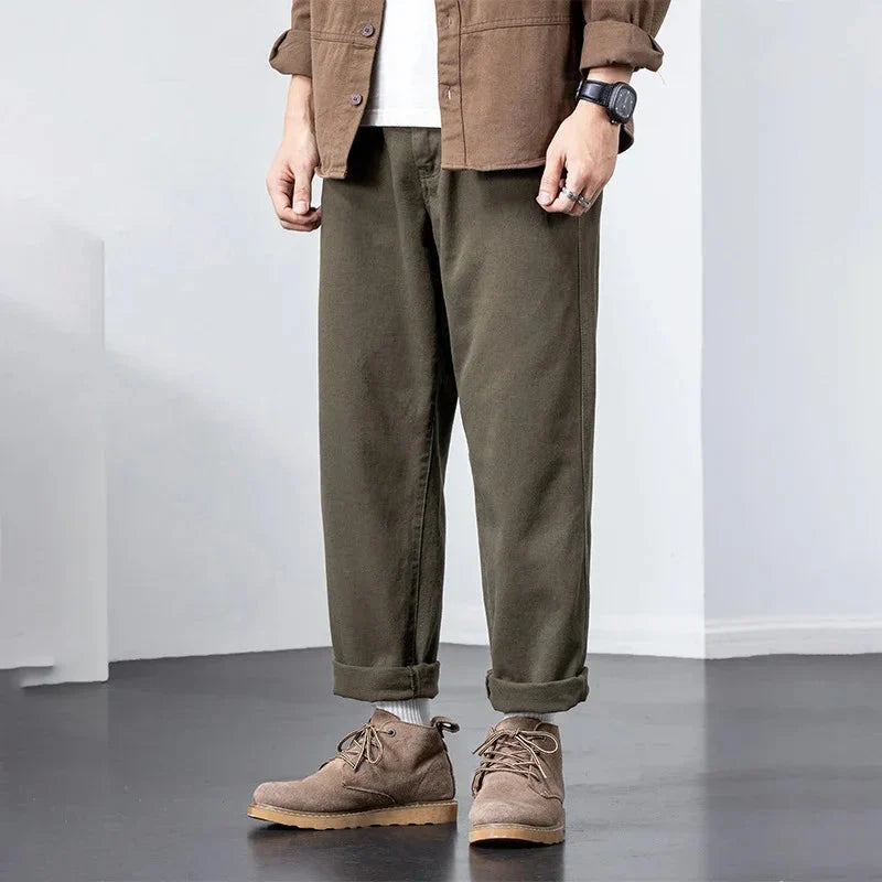 Straight Leg Trousers — vista laterale