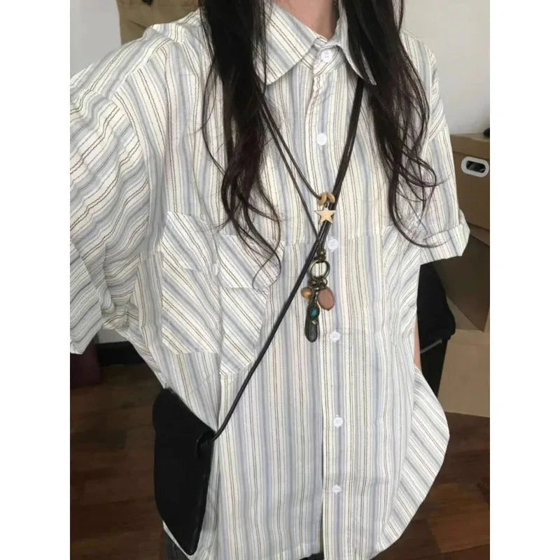 Striped Short Sleeve Button Up Blouse Shirt — dettaglio