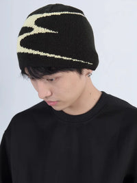 Subtle Waves Graphic Beanie — in alternativa