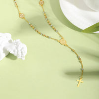 Three Color Beaded Cross Pendant Necklace — dettaglio