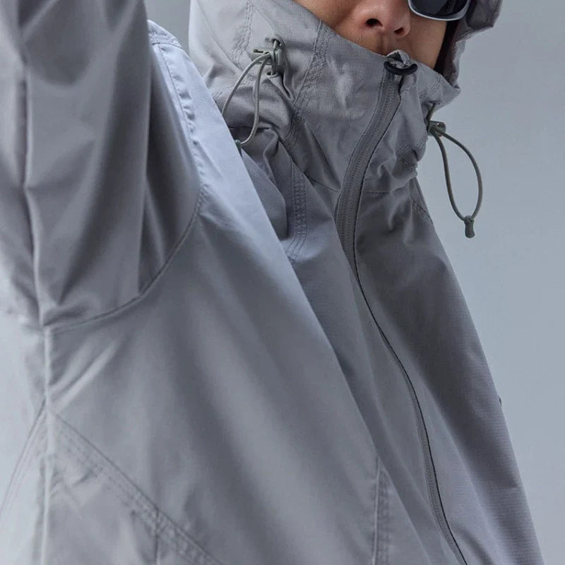 Tri Shield Lightweight Cycling and Hiking Windbreaker Jacket — vista posteriore
