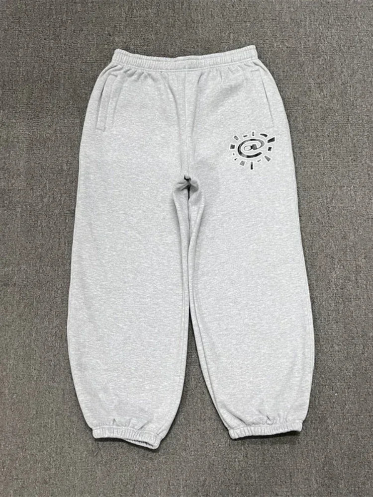 Vintage Graphic Baggy Sweatpants Jogger Trousers — vista frontale
