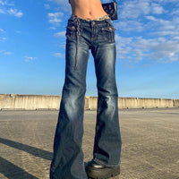 Vintage Low Waisted Skinny Flare Jeans — vista frontale