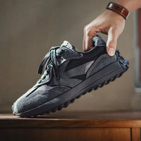 Vintage Thick soled Black Trainers — in alternativa