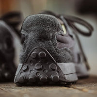 Vintage Thick soled Black Trainers — vista laterale