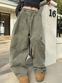 Vintage Wash Wide Leg Barrel Cargo Jeans — vista completa