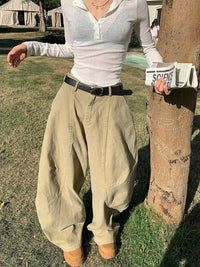 Vintage Wash Wide Leg Barrel Cargo Jeans — dettaglio