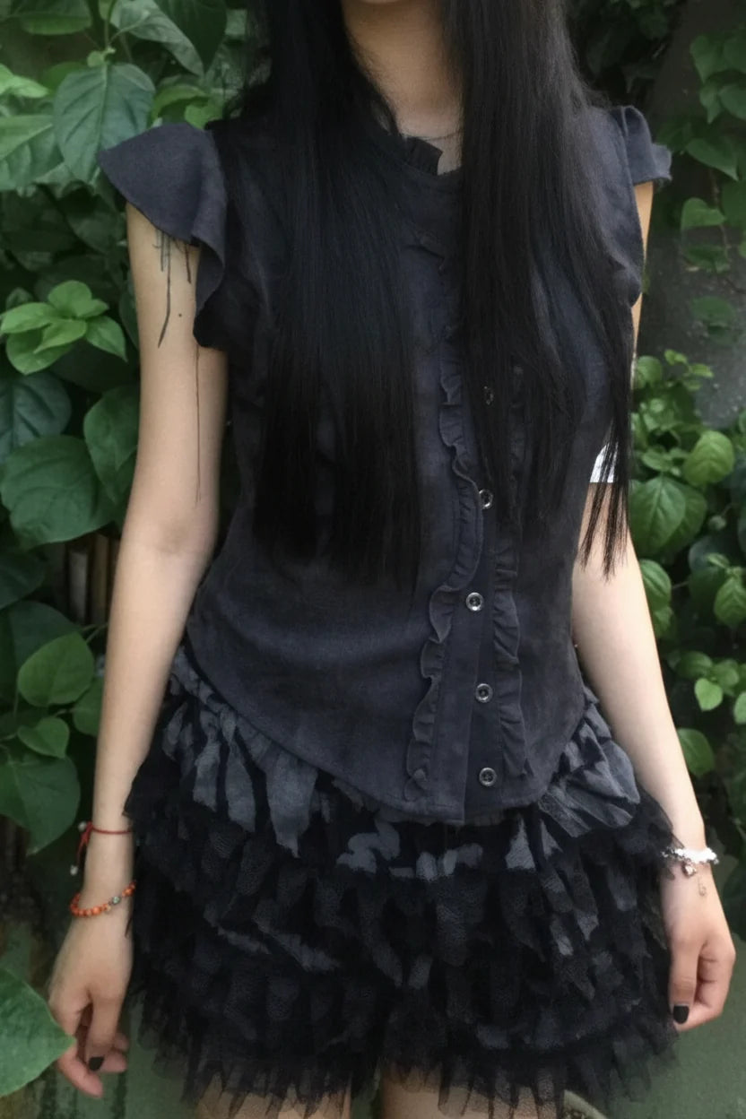 Vintage Womens Ruffled Sleeveless Blouse Shirt — dettaglio