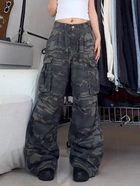 Washed Camouflage Multi Pocket Baggy Cargo Jeans — dettaglio