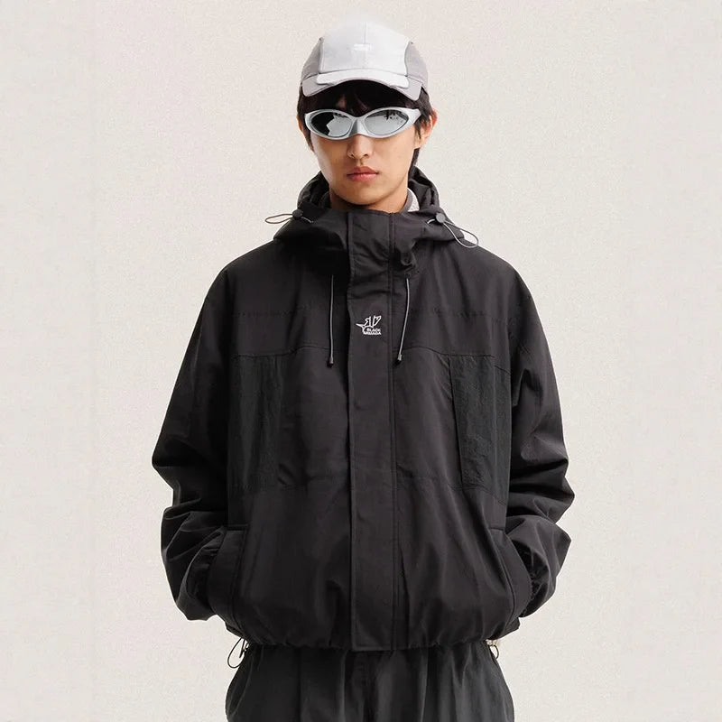 Waterproof Nylon Track Cargo Windbreaker Jacket — vista frontale