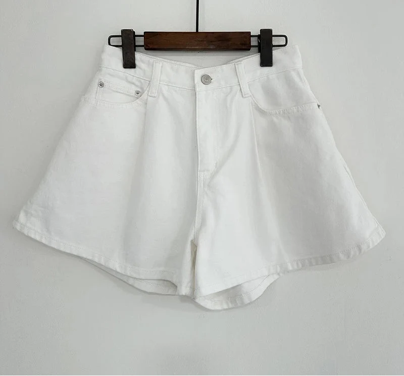 White Short High Waist Wide Leg Denim Shorts Jorts — vista laterale