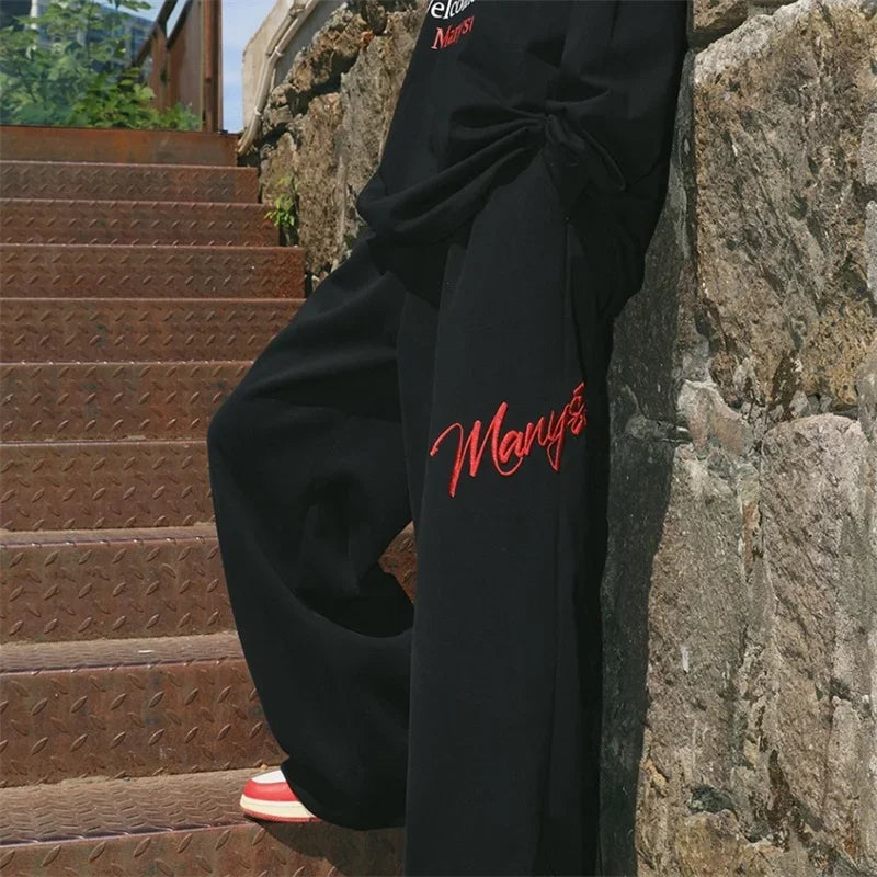 Wide Leg Embroidered Baggy Sweatpant Joggers Trousers — dettaglio della stampa