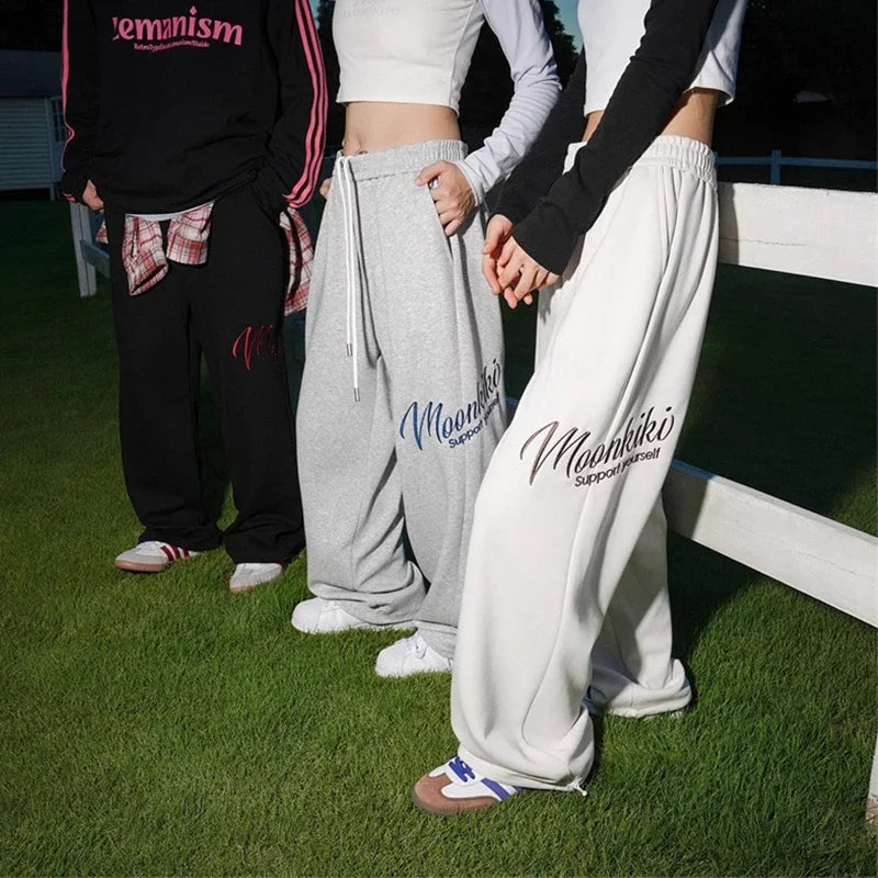Wide Leg Embroidered Baggy Sweatpant Joggers Trousers — in alternativa