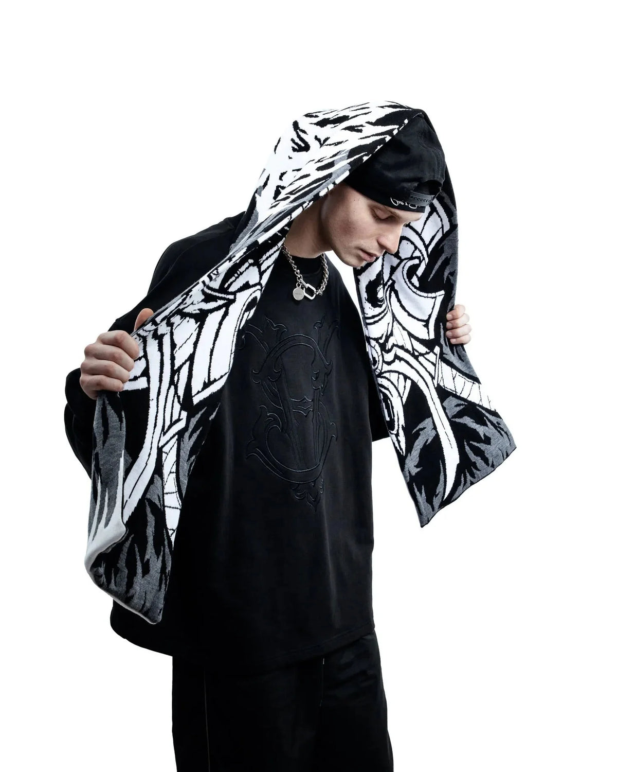 Winter Graphic Knitted Shawl Scarf — dettaglio del tessuto