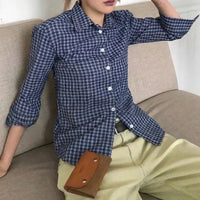 Womens Blue Plaid Three Quarter Casual Button Up Shirt — vista frontale