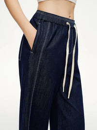 Womens Contrast Topstitching Straight Leg Jeans — dettaglio