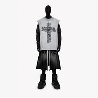 Written Cross Distressed Tank Top — dettaglio della stampa