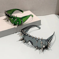 Nail Spiked Sunglasses — dettaglio