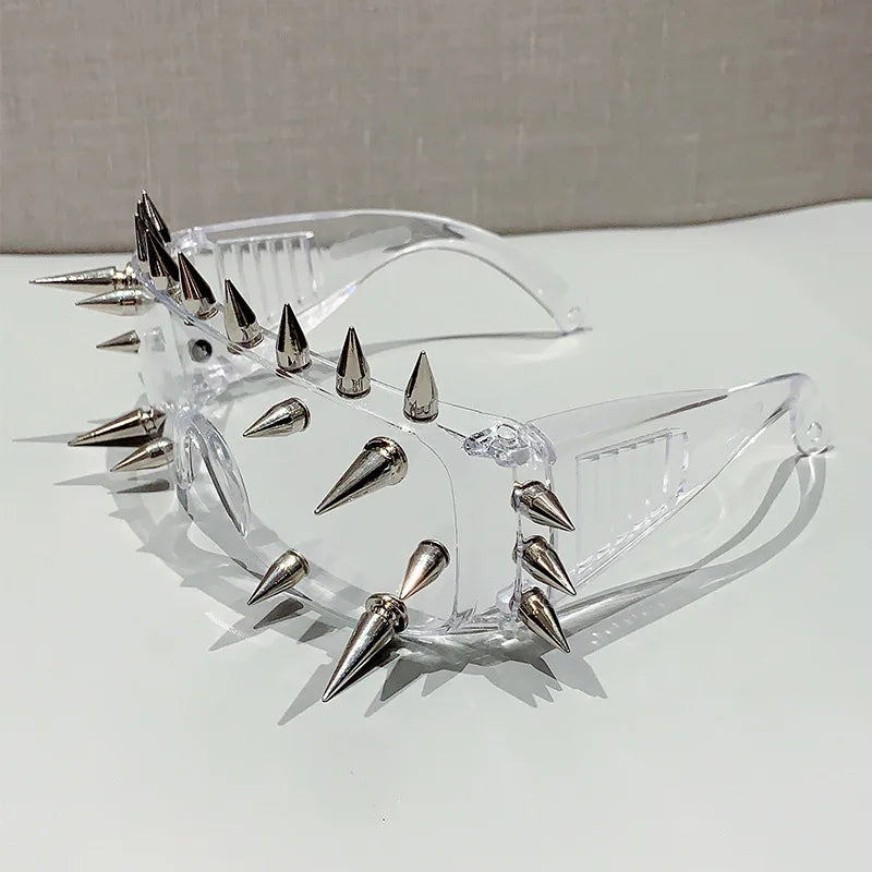 Nail Spiked Sunglasses — dettaglio della stampa
