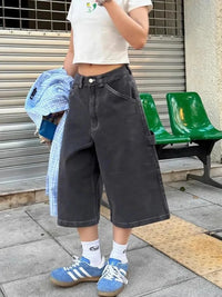 Oversized Streetwear Womens Jorts — vista posteriore